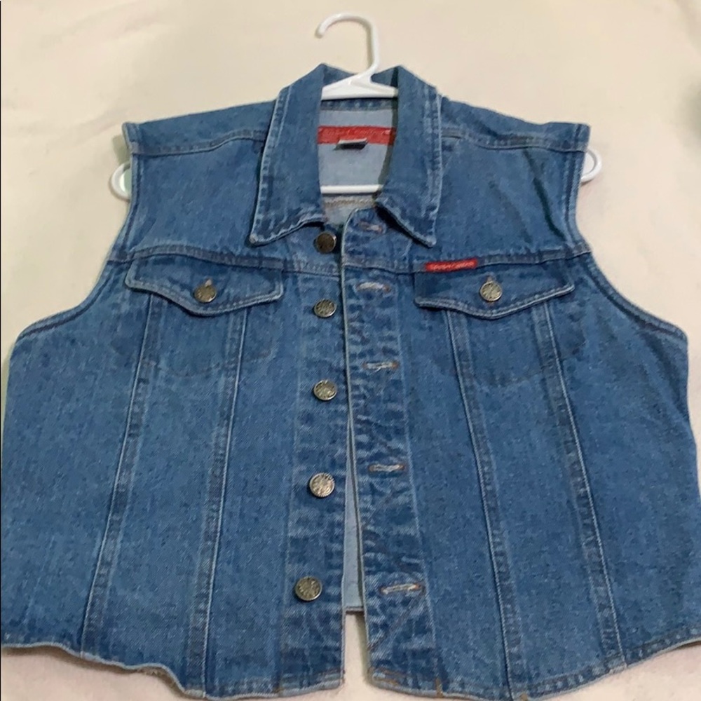 Jean Vest
